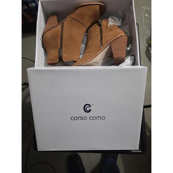 Corso Como Tameka Cognac Nubuck Peep-Toe Booties Size 7.5 - Picture 5 of 5